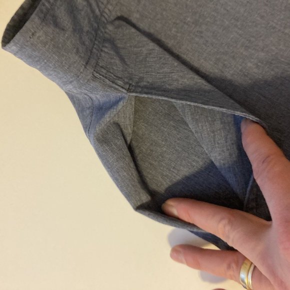 32 Degrees Cool Men's Performance Grey Shorts Size 40 - Picture 2 of 12